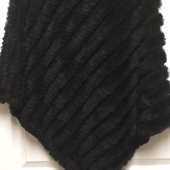 Poncho,size-S/XS, Rabbit Fur - Picture 2 of 7